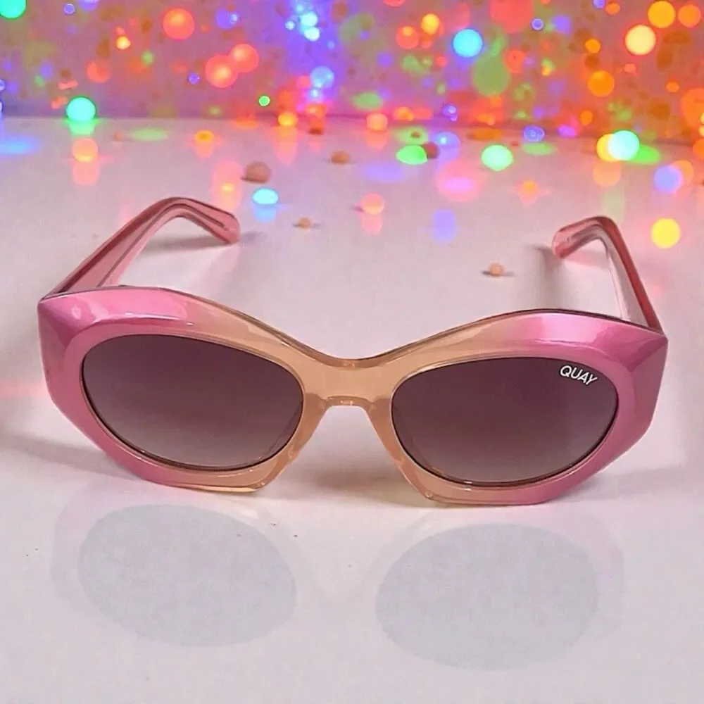 Quay Real Me Sunglasses Geometric Pink Ombre Frame Brown Lens NWT And Case